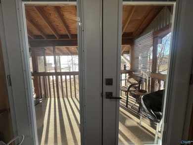 Enjoy lakeside living in this cozy yet upgraded 2nd-story log - photo 41