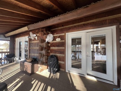 Enjoy lakeside living in this cozy yet upgraded 2nd-story log - photo 43