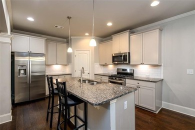 Welcome to this exceptional residence offering resort-style - photo 11