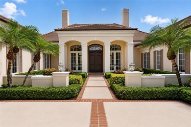 Rarely available exquisite Orchid Island golf estate with 4BR + - photo 4