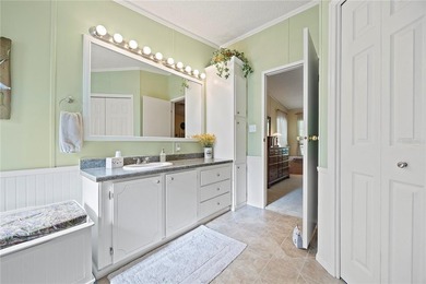 Check out this Beautiful Light and Bright Triple Wide on 10 - photo 15