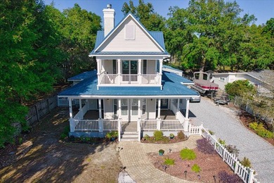 PARADISE FOUND WITH STUNNING VIEWS OF CHOCTAWHATCHEE BAY! This - photo 3