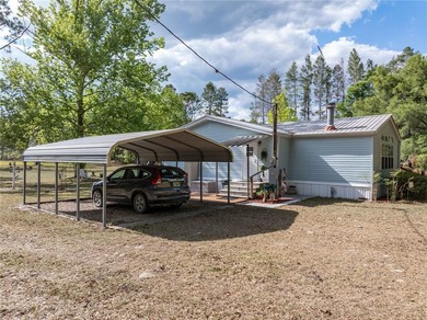 Check out this Beautiful Light and Bright Triple Wide on 10 - photo 24