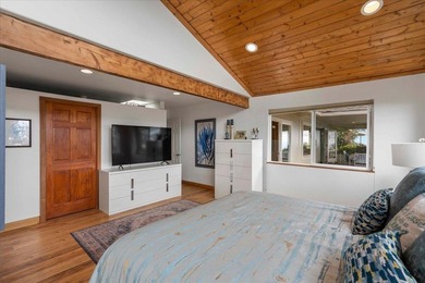 Some properties simply stop you in your tracks. From the moment - photo 24