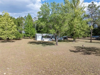 Check out this Beautiful Light and Bright Triple Wide on 10 - photo 36