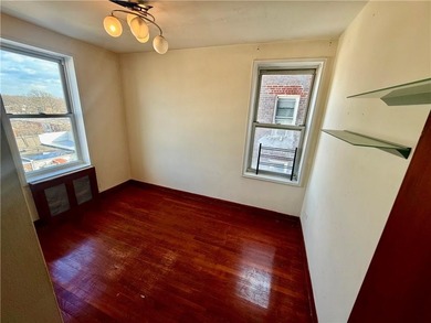 Welcome to this spacious Junior-4 used as a 2-bedroom, 1-bath