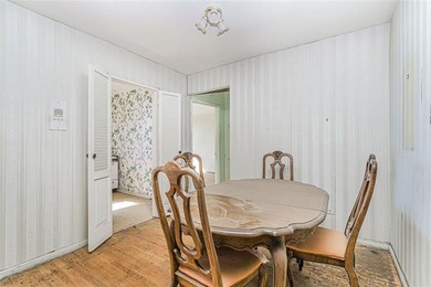 Sponsor Sale -- No Board Approval!
Spacious 2-bedroom, 1-bath