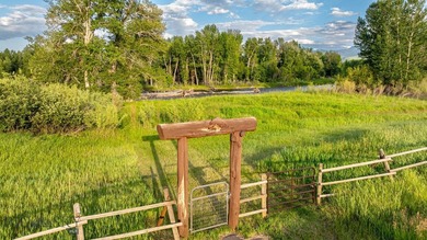 The legacy of the West comes alive at A River's Ranch. Spanning - photo 19