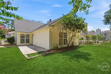 NEW ROOF! You won't want to miss this freshly painted, move-in - photo 33