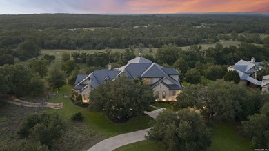 House has 6 bedrooms. This includes an attached guest casita - photo 5