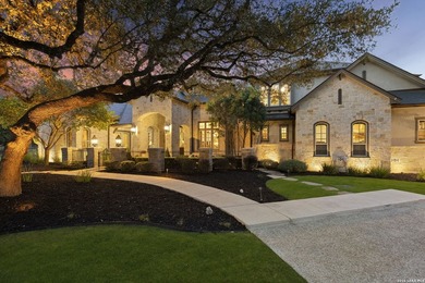 House has 6 bedrooms. This includes an attached guest casita - photo 8