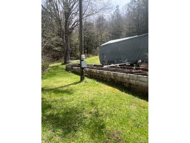 Beautiful parcel with Septic, deeded rights to 2 springs, and - photo 11