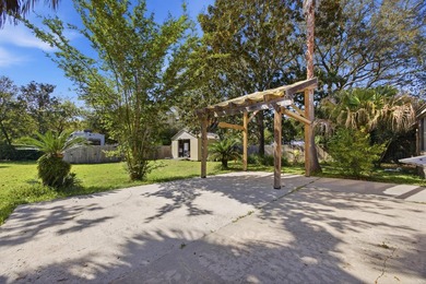 ***Home Sweet Home*** VA Assumable loan - 2.25%. Across from the - photo 44