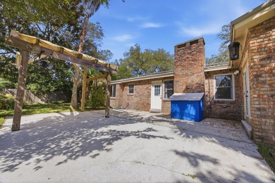 ***Home Sweet Home*** VA Assumable loan - 2.25%. Across from the - photo 45