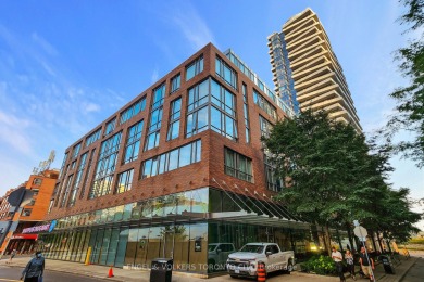 Lake Condo For Sale in Toronto, 