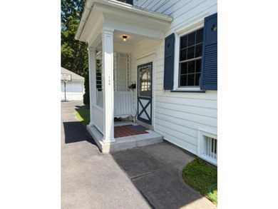 Welcome to 138 Dorchester in the prestigious BROWNCROFT - photo 9