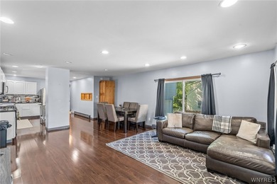 Welcome home to 114 Flohr Avenue! This beautiful 3 bedroom, 2 - photo 8