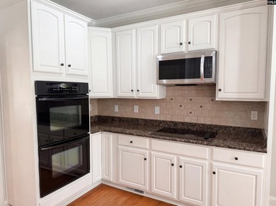 Presenting 852 Indian Fork Rd, a residence that features an - photo 11