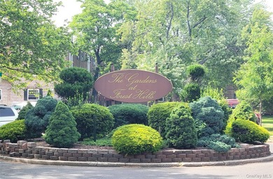 Garden style coop 3-story-brick building in the heart of Forest - photo 13