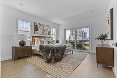 NEW CONSTRUCTION 3 bed, 2.5 bath, three-story townhome with sky - photo 17