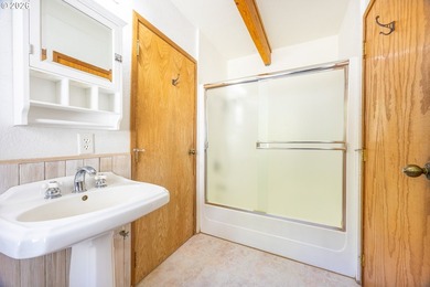 Incredible mountain retreat! This beautiful Lindal Cedar-style - photo 21