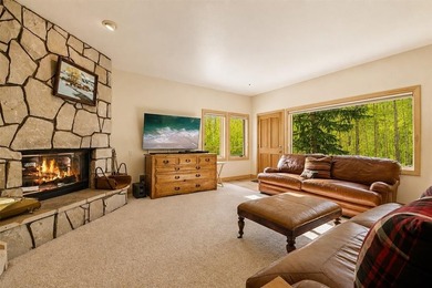A rare ski-in/ski-out retreat tucked against National Forest - photo 27