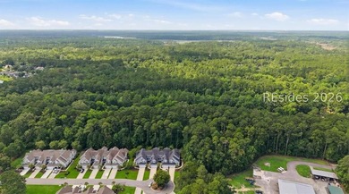 Built in 2020 and tucked away on a premium end lot in a quiet - photo 36
