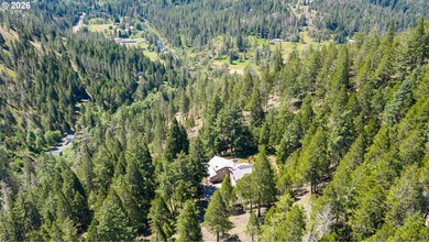 Incredible mountain retreat! This beautiful Lindal Cedar-style - photo 38