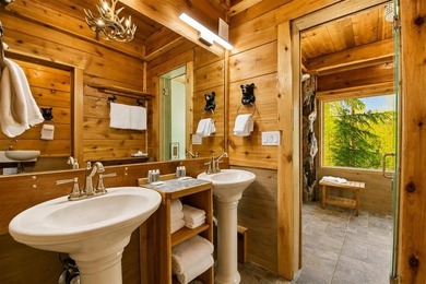 A rare ski-in/ski-out retreat tucked against National Forest - photo 38