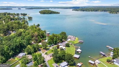 Looking for your personal waterfront oasis? The home features 3 - photo 39