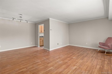 2nd floor, 1 bedroom, 1 bath, Kitchen, Living - photo 4