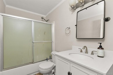 2nd floor, 1 bedroom, 1 bath, Kitchen, Living - photo 7