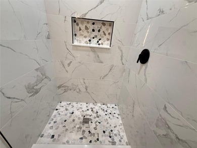 Warning: $$15K Closing Cost incentive for your closing cost or - photo 20