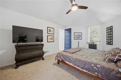 Rare opportunity to own a beautifully updated and meticulously - photo 35