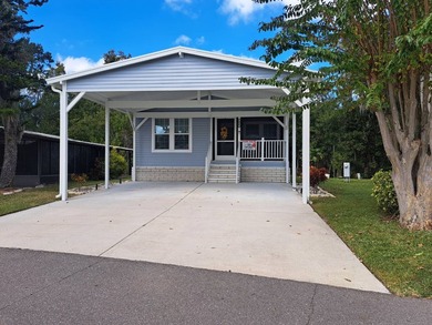 This 2 bedroom 2 bath home is coming tastefully furnished and - photo 3