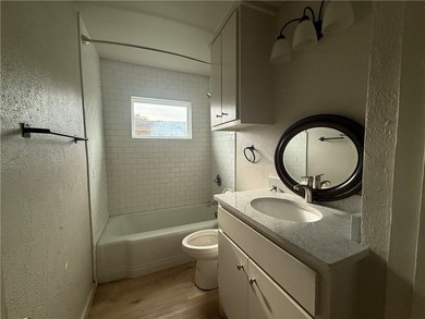 Beautifully remodeled and move-in ready, this charming 2-bedroom - photo 11