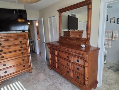 Welcome to this efficient one-bedroom, one-and-a-half-bath - photo 15