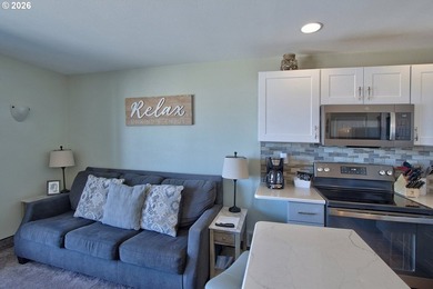 Your Oceanfront Oasis: Space for the Whole Family!Forget cramped - photo 17