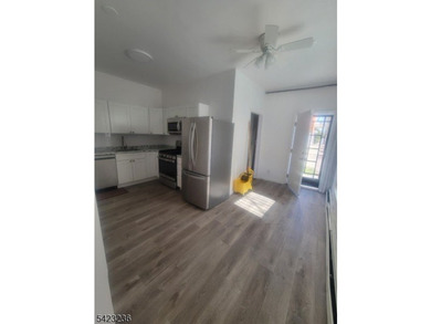 Move-in ready and fully renovated corner home in Atlantic City! - photo 22