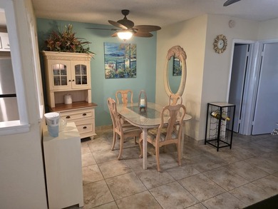 Welcome to this efficient one-bedroom, one-and-a-half-bath - photo 28