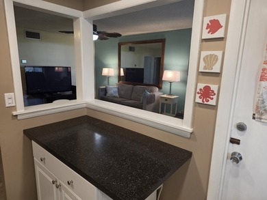 Welcome to this efficient one-bedroom, one-and-a-half-bath - photo 30