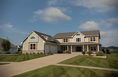 Saylorville Lake Home For Sale in Polk City Iowa