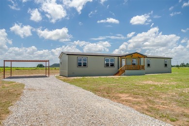 New Construction 5-bedroom, 3-bath home with a bonus room is - photo 2