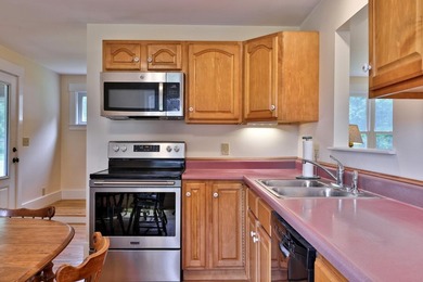 Located beside the White River, with world-class fly fishing and - photo 7