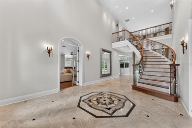 Beyond the gates of Casa Bella, a remarkable lakefront estate - photo 11