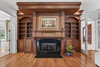Beyond the gates of Casa Bella, a remarkable lakefront estate - photo 21