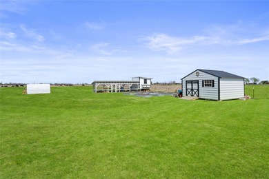 Welcome to this stunning modern home offering 4 spacious - photo 24