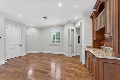 Beyond the gates of Casa Bella, a remarkable lakefront estate - photo 26