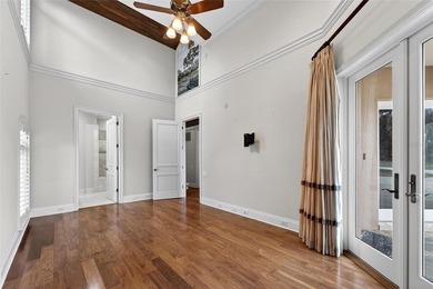 Beyond the gates of Casa Bella, a remarkable lakefront estate - photo 40