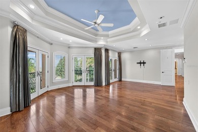 Beyond the gates of Casa Bella, a remarkable lakefront estate - photo 46
